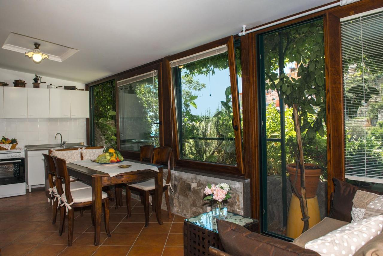 Villa Iolanda Charming House Positano Esterno foto